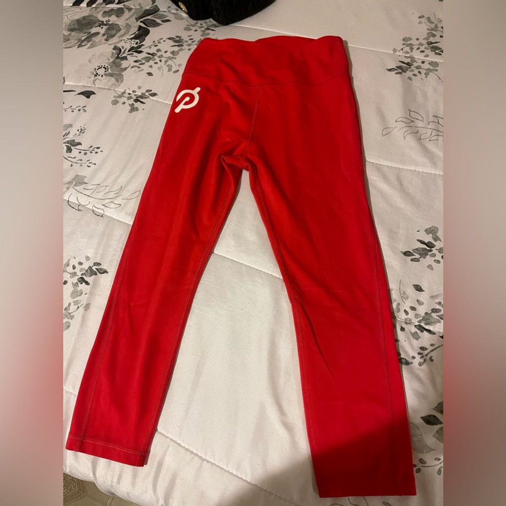 3/4 length Red Peloton Leggings - Size Small
